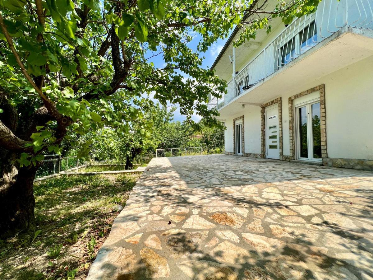 Guest House Ivano モスタル エクステリア 写真